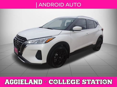 Used 2023 Nissan Kicks SV FWD image 8