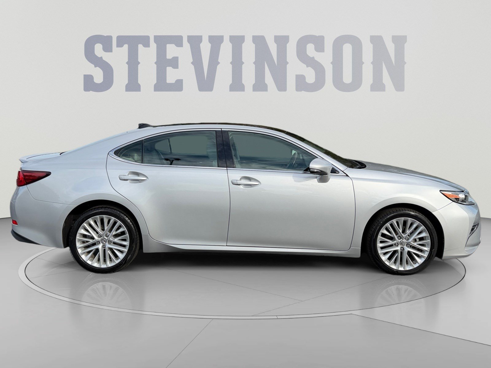 Used 2016 Lexus ES 350 w/ Luxury Package w/Wood Trim FWD image 6