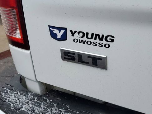 Used 2012 RAM 2500 SLT image 26