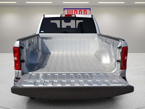 New 2026 RAM 1500 4x4 Crew Cab image 10