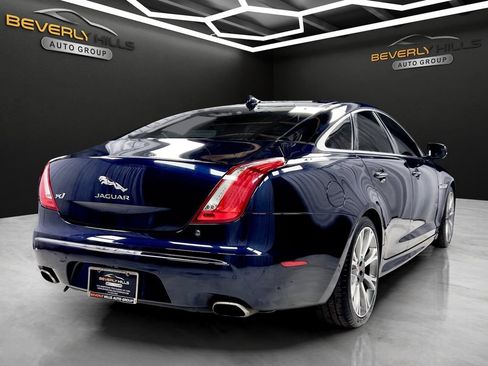Used 2015 Jaguar XJ AWD/4WD image 5
