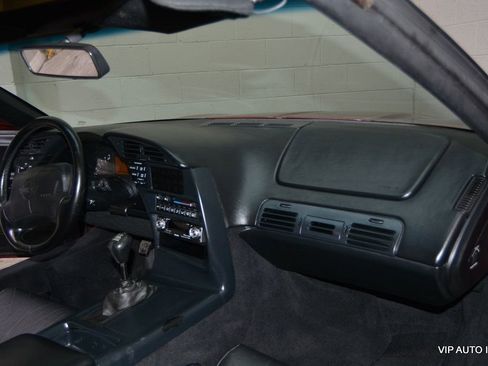 Used 1994 Chevrolet Corvette Coupe image 10