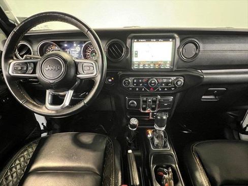 Certified 2022 Jeep Wrangler Unlimited Sahara image 19