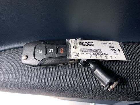 New 2025 Ford Maverick XL image 21