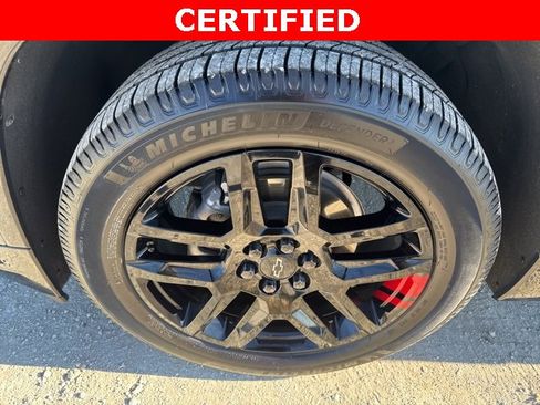 Used 2023 Chevrolet Traverse Premier w/ Redline Edition image 32