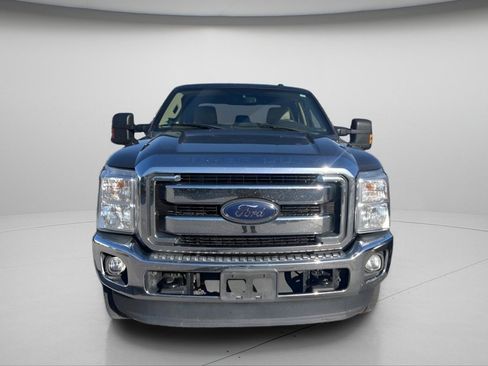 Used 2016 Ford F350 Lariat w/ Camper Package AWD/4WD image 4