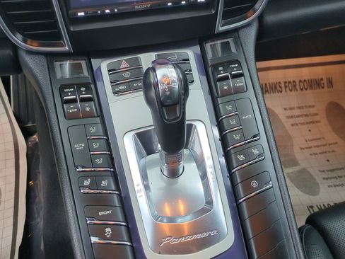 Used 2015 Porsche Panamera 4 image 13