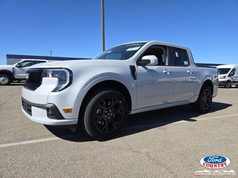 New 2026 Ford Maverick Lobo AWD/4WD image 2