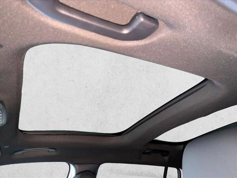 New 2026 Mercedes-Benz GLB 250 image 15