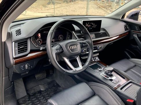Used 2019 Audi Q5 2.0T Premium Plus w/ Premium Plus Package image 16