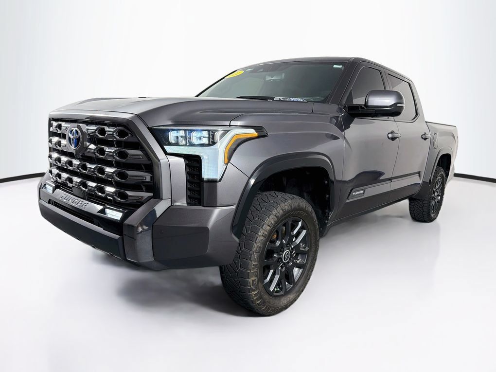 Used 2024 Toyota Tundra Platinum AWD/4WD image 3