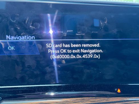 Certified 2023 Cadillac Escalade ESV Premium Luxury w/ LPO, Floor Liner Package AWD/4WD image 21