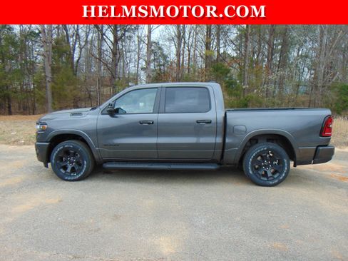 New 2026 RAM 1500 Big Horn AWD/4WD image 5