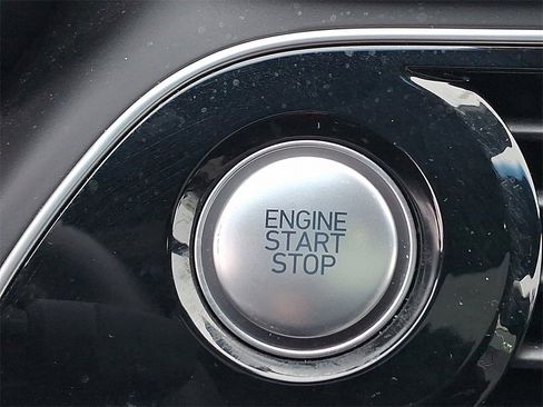 Used 2023 Genesis G70 3.3T w/ Sport Prestige Package image 25