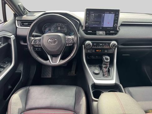 Certified 2021 Toyota RAV4 XSE w/ Weather Package AWD/4WD image 18