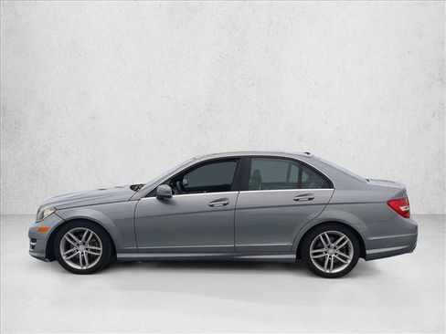 Used 2014 Mercedes-Benz C 250 Sedan image 9