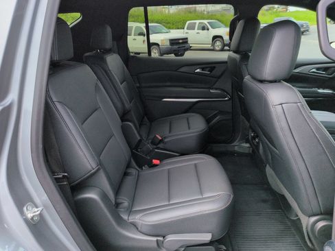 Certified 2024 Chevrolet Traverse LT w/ Trailering Package AWD/4WD image 27