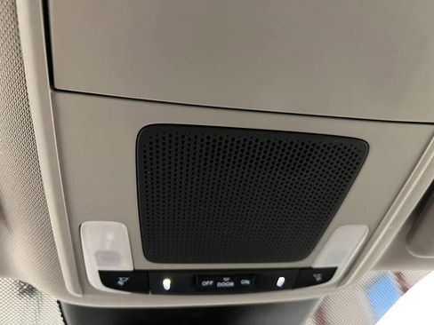 New 2025 Honda Pilot EX-L image 26