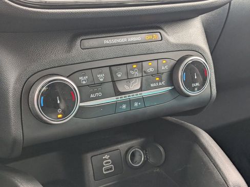 Used 2025 Ford Escape ST-Line AWD/4WD image 21