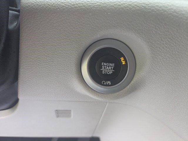Used 2023 Chrysler Voyager LX FWD image 19