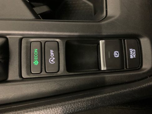 Used 2025 Honda Accord LX image 32