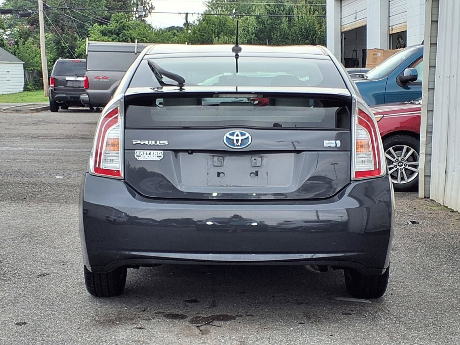 Used 2013 Toyota Prius Three FWD image 4