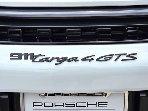 Certified 2026 Porsche 911 Targa 4 GTS AWD/4WD image 27