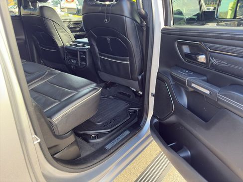 Used 2022 RAM 1500 Limited w/ Trailer Tow Group (B) image 24