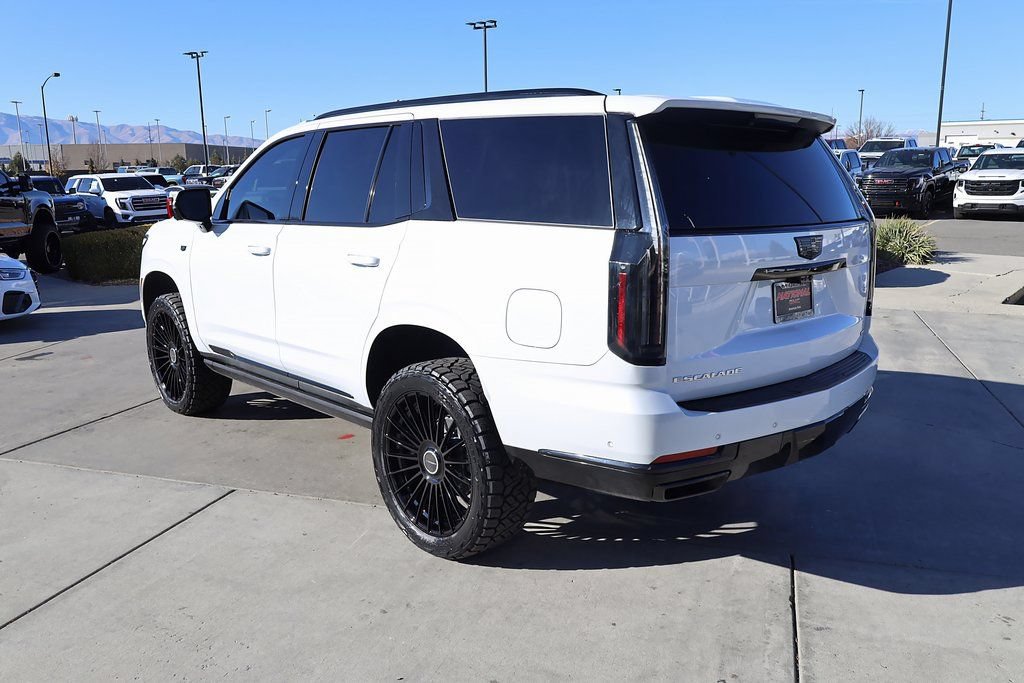 Used 2026 Cadillac Escalade Sport w/ Touring Package AWD/4WD image 4