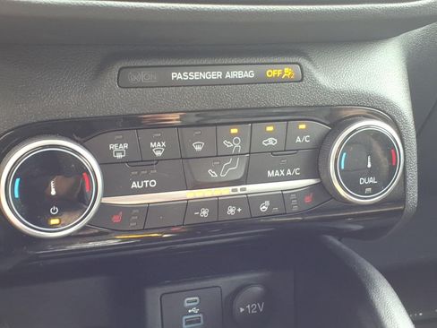 Certified 2022 Ford Escape SEL w/ Technology Package AWD/4WD image 24