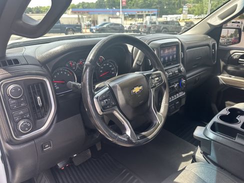 Used 2019 Chevrolet Silverado 1500 LT w/ All-Star Edition AWD/4WD image 18