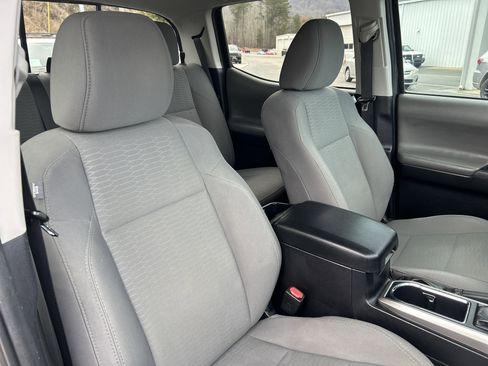 Used 2018 Toyota Tacoma SR5 image 55