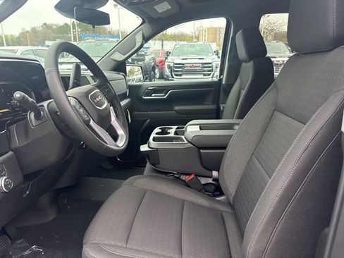 New 2026 GMC Sierra 1500 Elevation image 16