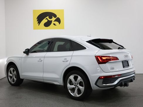 Used 2023 Audi Q5 2.0T Premium Plus w/ Premium Plus Package AWD/4WD image 9