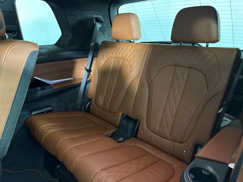 New 2026 BMW ALPINA XB7 image 27