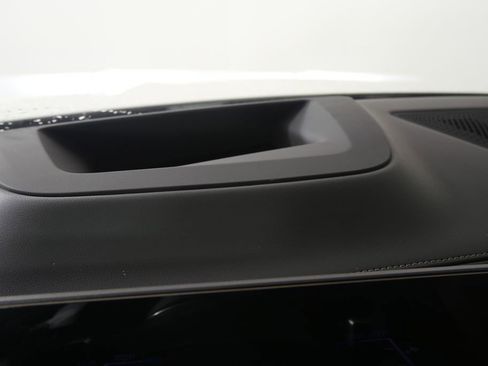 New 2026 BMW X6 xDrive40i w/ Executive Package image 20