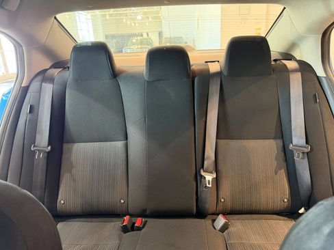Used 2025 Nissan Sentra SV FWD image 37