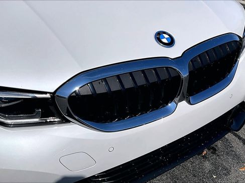 Used 2022 BMW 330e w/ Premium Package RWD image 30