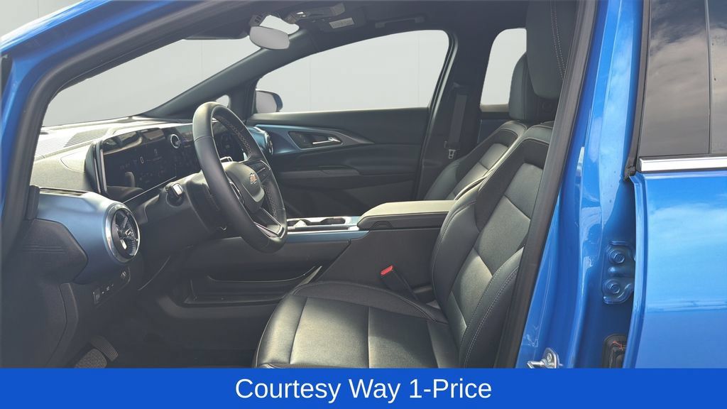 Used 2024 Chevrolet Equinox EV LT AWD/4WD image 12