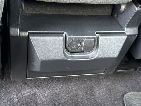 Used 2023 Ford F150 XLT image 11