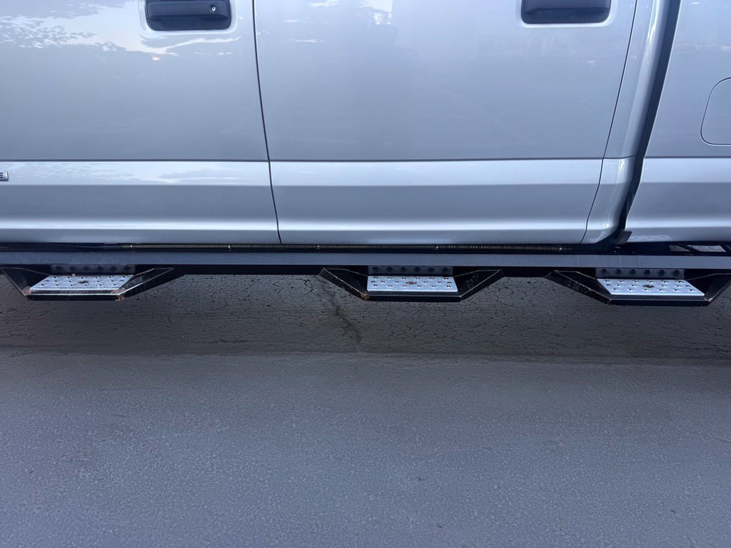 Used 2017 Ford F250 XLT AWD/4WD image 8