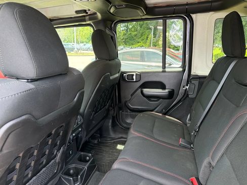 Used 2021 Jeep Wrangler Unlimited Rubicon AWD/4WD image 13