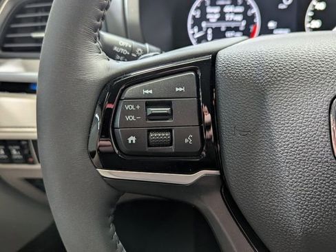 New 2026 Honda Odyssey Touring image 32