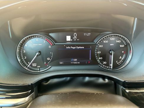 Used 2023 Cadillac XT6 Premium Luxury FWD image 11