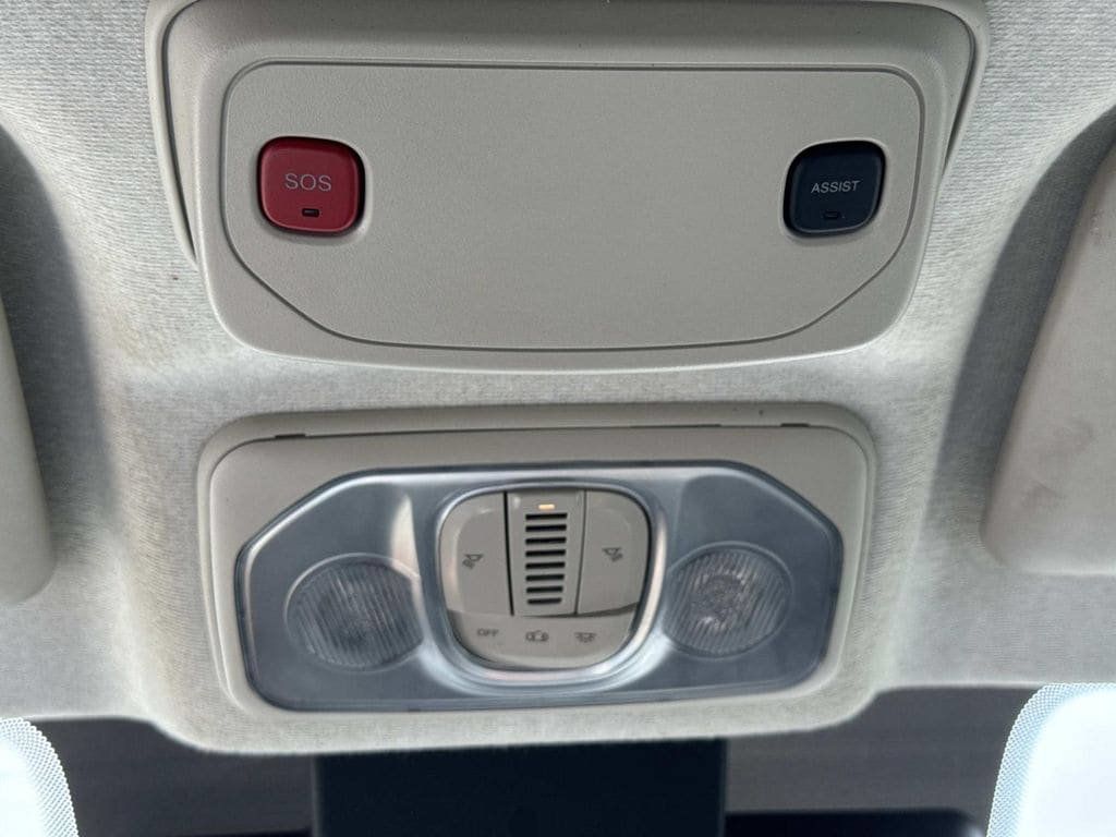 Used 2025 RAM ProMaster 2500 w/ Convenience Group FWD image 29