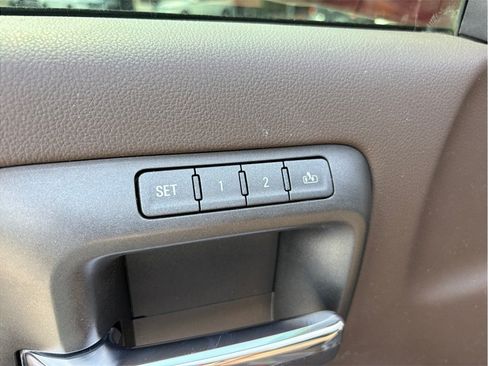Used 2018 GMC Sierra 1500 SLT w/ SLT Premium Package AWD/4WD image 22
