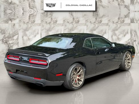 Used 2016 Dodge Challenger SRT Hellcat image 2
