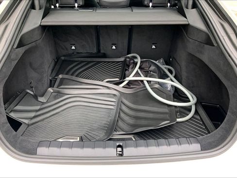 Certified 2025 BMW i4 eDrive40 w/ Premium Package image 34