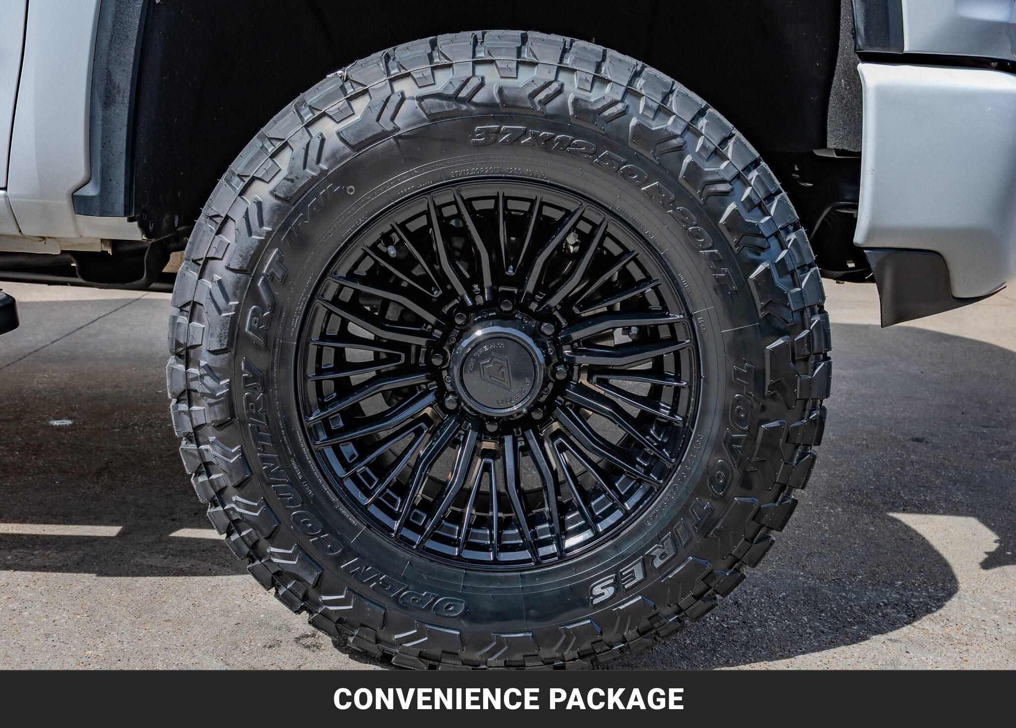 Used 2021 Chevrolet Silverado 2500 LTZ w/ Z71 Chrome Sport Edition AWD/4WD image 12