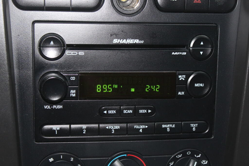 Used 2006 Ford Mustang GT RWD image 22